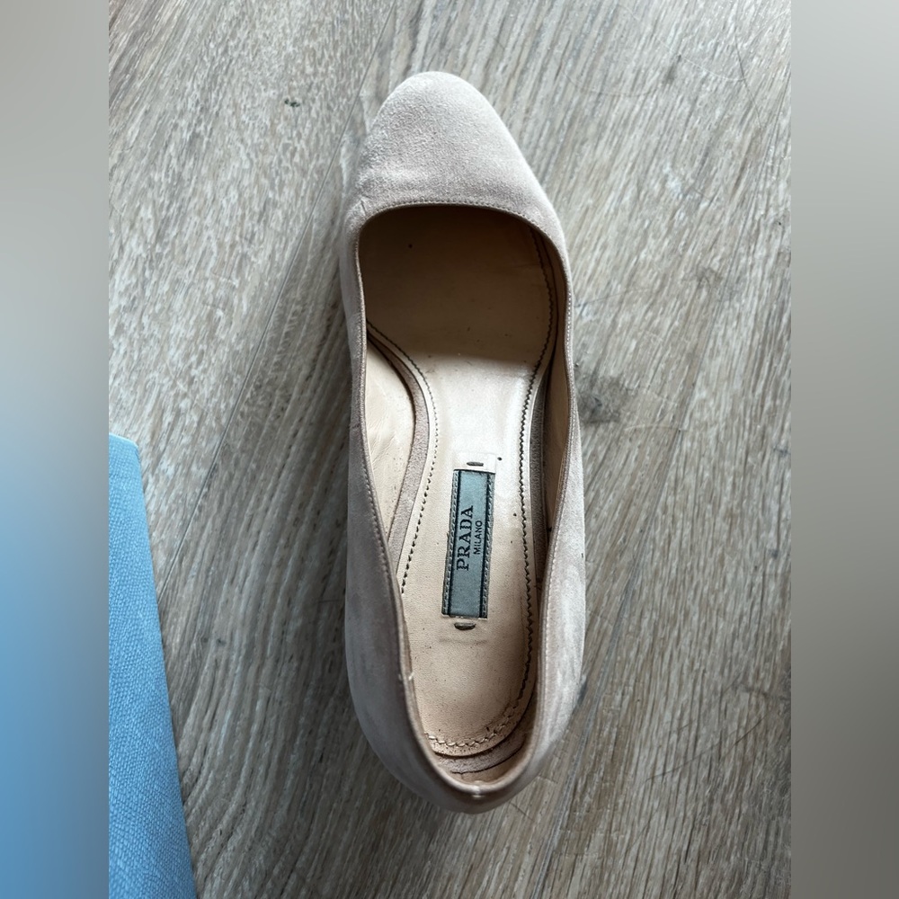 Prada Calzature Donna Suede Cipria Block Heels (Size 35) - Picture 8 of 10